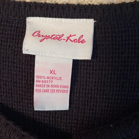 🌟Beautiful knit button up cardigan embroidery stitched flowers🌺 - Picture 6 of 6